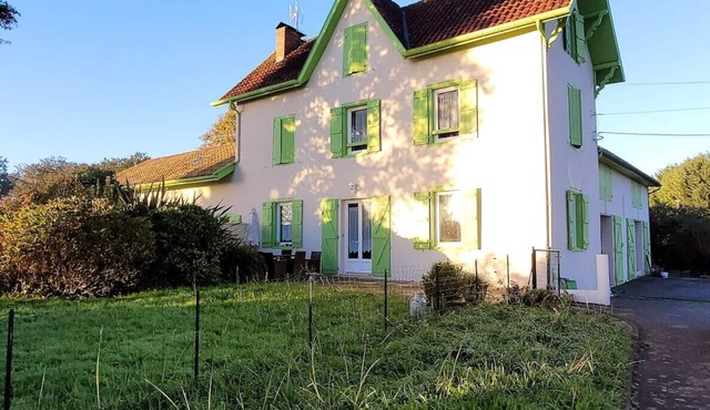 Homerez - Big house for 10 ppl. with garden at Saubrigues