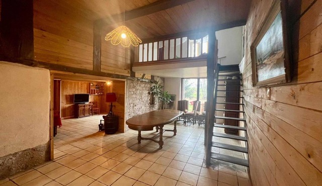 Homerez - Big house for 12 ppl. with terrace at Belmont