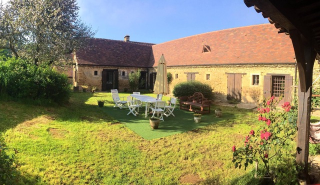 Homerez - Big house for 10 ppl. with swimming-pool and terrace at Marquay