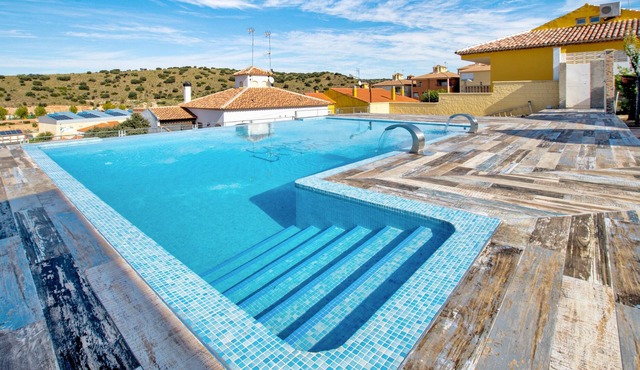 Homerez - Big villa for 10 ppl. with swimming-pool at Ruidera