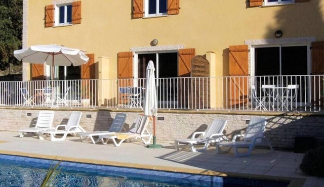 Homerez - Big villa for 15 ppl. with swimming-pool and terrace at Lagorce