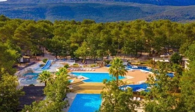 Homerez - Bungalow in Nans-les-Pins