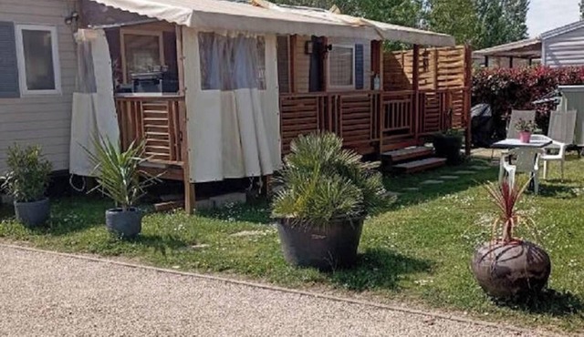 Homerez - Bungalow in Condrieu