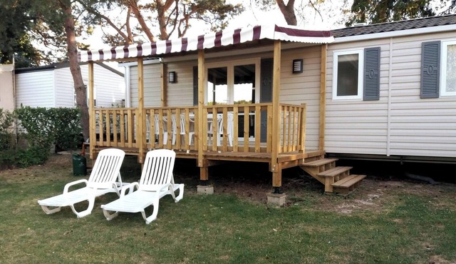 Homerez - Bungalow in Onzain with Pool