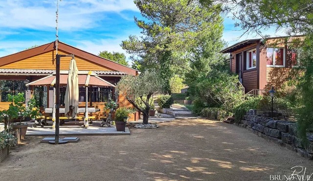Homerez - Chalets + pool in Ventenac-Cabardès