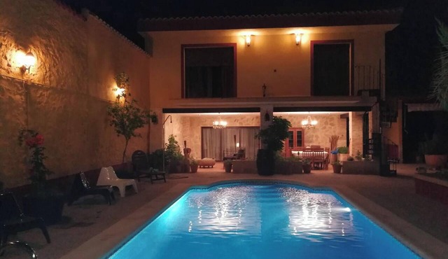 Homerez - Chalet in Cinco Casas