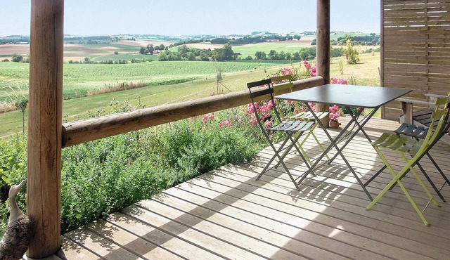 Homerez - Chalet in Pauilhac with Pool