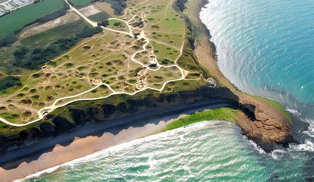 Homerez - Charming House in Géfosse-Fontenay, Garden