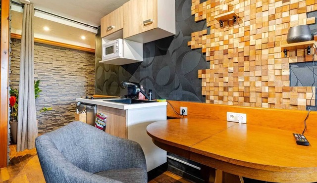 Homerez - Charming Apartment in Bellevaux with Jacuzzi