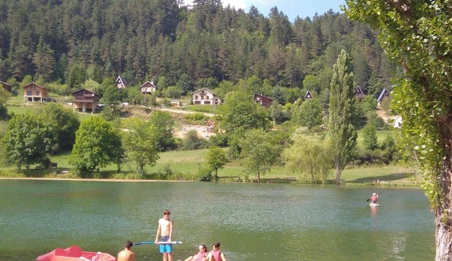 Homerez - Charming Apartment in Belcaire with Terrace and View