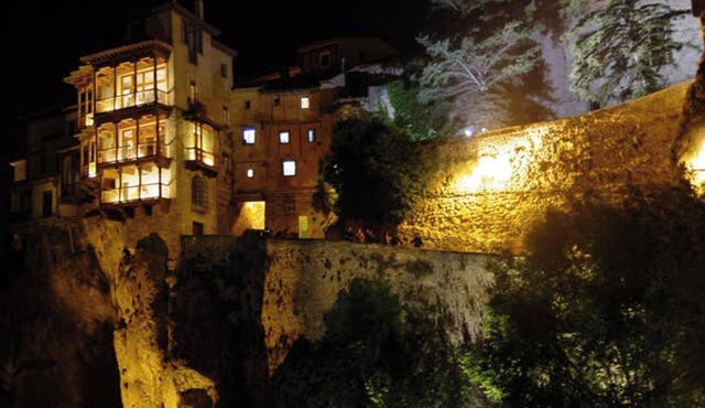 Homerez - Charming apartment in Cuenca with fireplace - 80 sqm