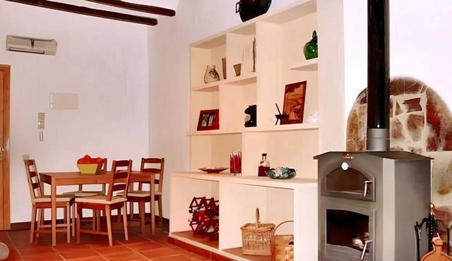 Homerez - Charming Apartment in Tolva