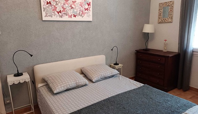 Homerez - Charming Apartment in Arles