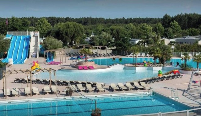 Homerez - Charming Bungalow Gastes Private Pool