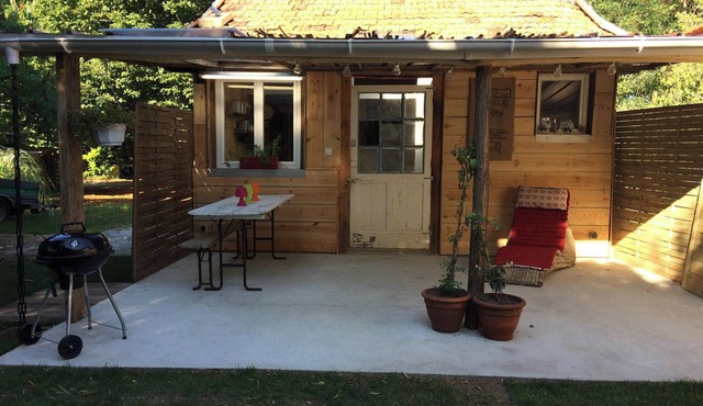 Homerez - Charming Chalet in Sanguinet with Garden and Terrace