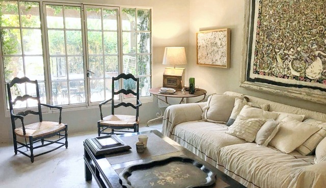 Homerez - Charming House in Marsillargues with Garden