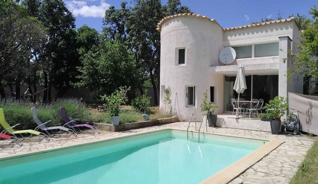 Homerez - Charming House in Saint-Siffret + Pool