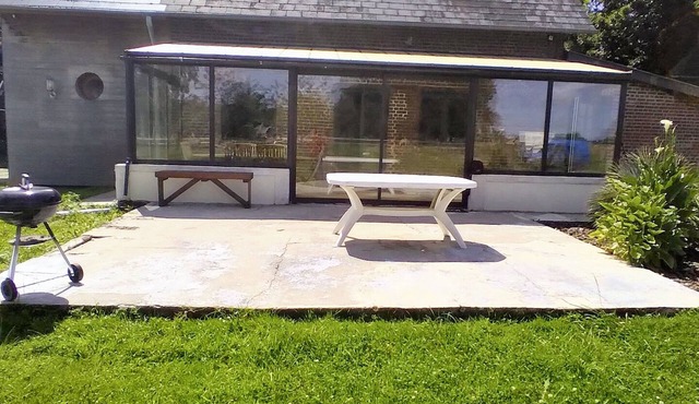 Homerez - Charming House in Écrainville, garden