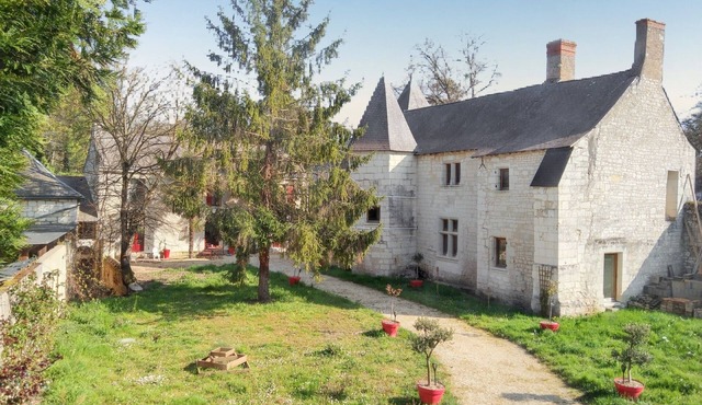 Homerez - Charming house in Courchamps with garden view