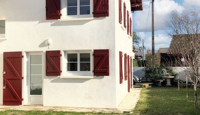 Homerez - Charming house in Arcangues with mountain views