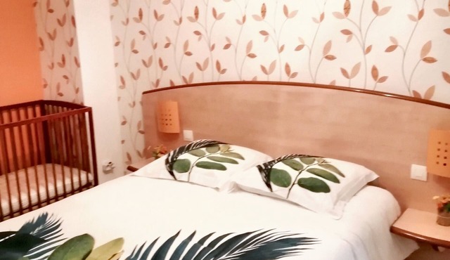 Homerez - Charming house in Trédaniel with garden and terrace