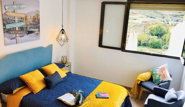 Homerez - Charming House in Viguera with Mountain View