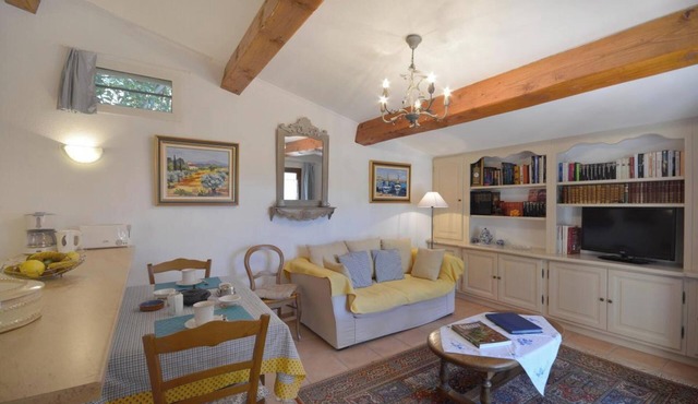 Homerez - Charming house with mountain view in Ceyreste