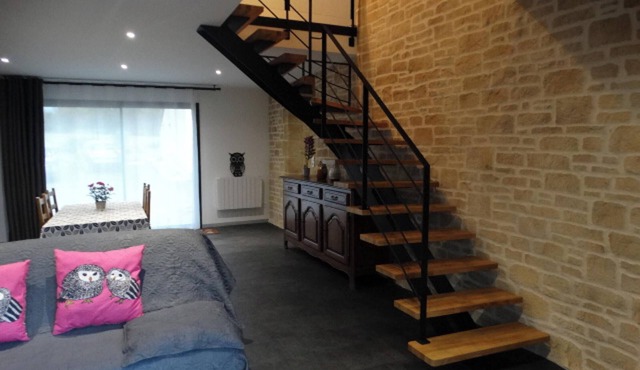 Homerez - Charming house in Nivillac with garden and fireplace