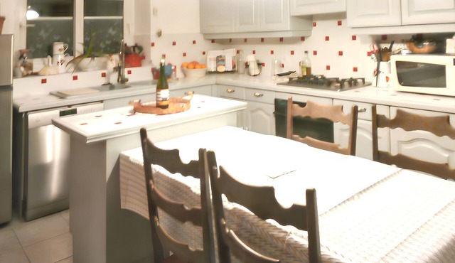 Homerez - Charming house in Primelin with garden and private parking