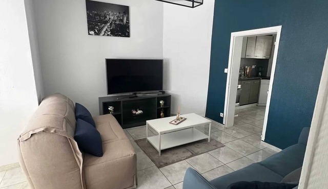 Homerez - Charming house in Lagord with private garden