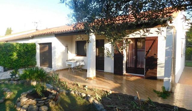 Homerez - Charming house in Sorède with enclosed garden and barbecue