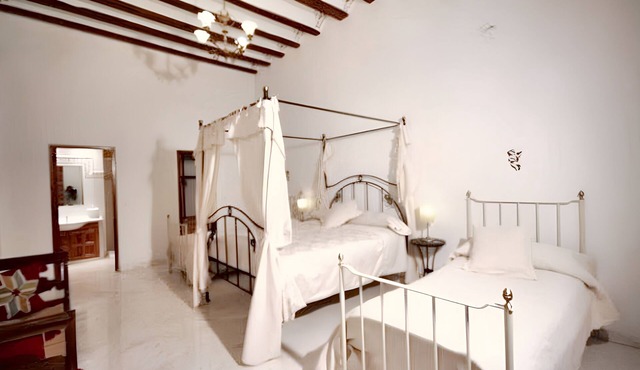 Homerez - Charming House in Ayora + Terrace