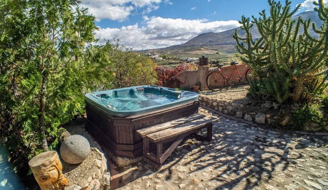 Homerez - Charming House in Loja with Private Pool