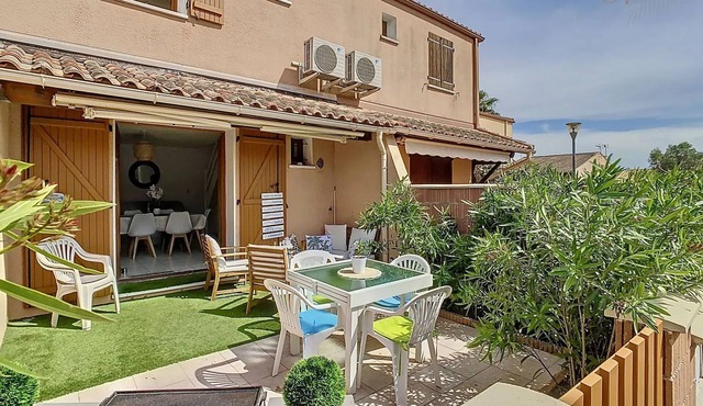 Homerez - Charming House with Shared Pool in Vias