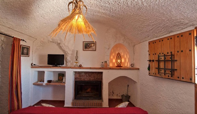 Homerez - Charming rental with shared pool in Gorafe
