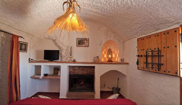 Homerez - Charming rental with shared pool in Gorafe
