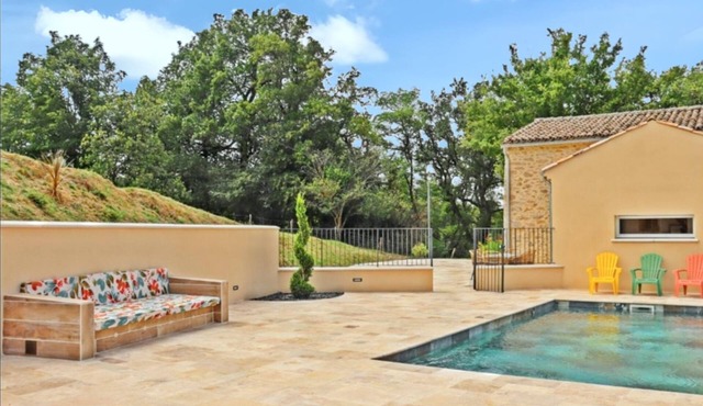 Homerez - Charming villa in Divajeu with private pool