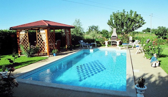 Homerez - Charming villa in Umag with private pool