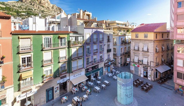 Homerez - Comfortable apartment in Alicante of 65 m² with view
