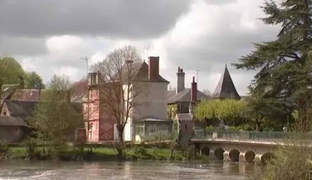 Homerez - Comfortable House in Saché with 150 m² Garden