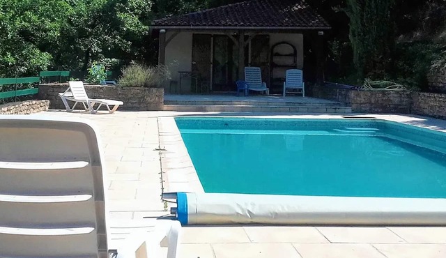 Homerez - Comfortable villa in Milhars with private pool