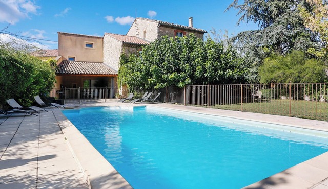 Homerez - Comfortable Villa in Caromb with Private Pool