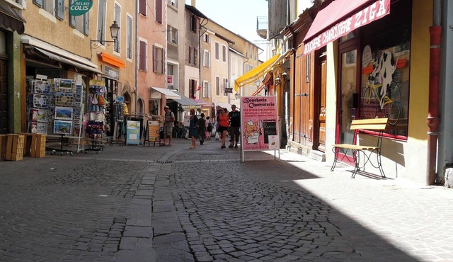 Homerez - Cosy Apartment in Embrun 40m² + AC