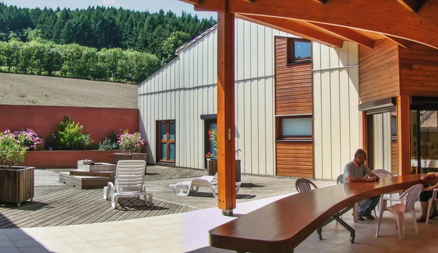 Homerez - Cosy apartment in Fayet with view, 55m²