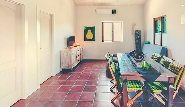 Homerez - Cosy house in Cañamero with pool