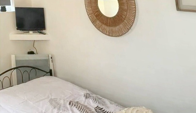 Homerez - Cosy Studio in the Heart of Ploërmel - 20 m² with Terrace