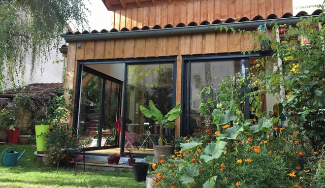 Homerez - Cozy chalet in Lamastre, enclosed garden