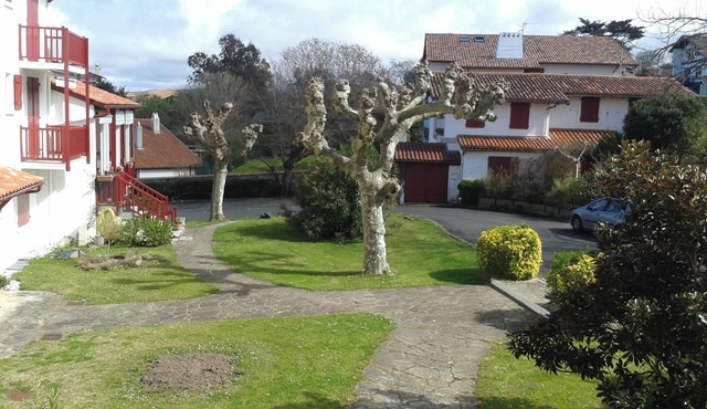 Homerez - Cozy studio in Guéthary 30 m² with relaxing balcony