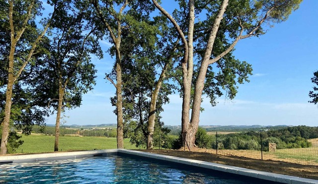 Homerez - Elegant manor in Tombebœuf with large garden and terrace