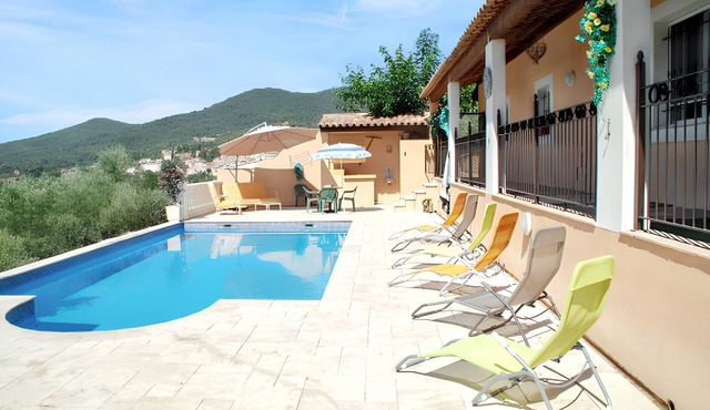 Homerez - Elegant Villa in Callas with Private Pool